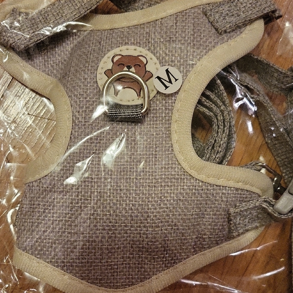 Light Gray Cat Harness and Leash Set - Picture 5 of 5